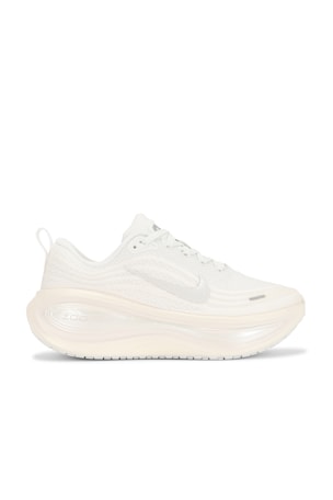 Vomero Plus ESS Sneaker Nike